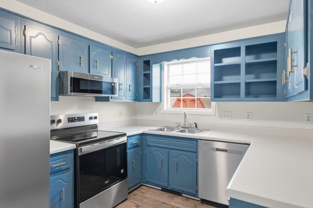 1361 Jenny Ln, Clarksville, TN 37042