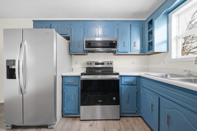 1361 Jenny Ln, Clarksville, TN 37042