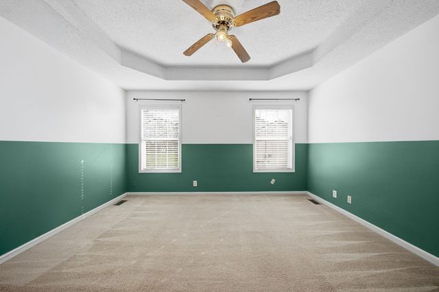 1361 Jenny Ln, Clarksville, TN 37042