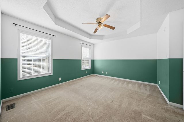 1361 Jenny Ln, Clarksville, TN 37042