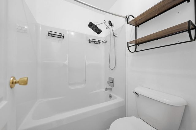 1361 Jenny Ln, Clarksville, TN 37042