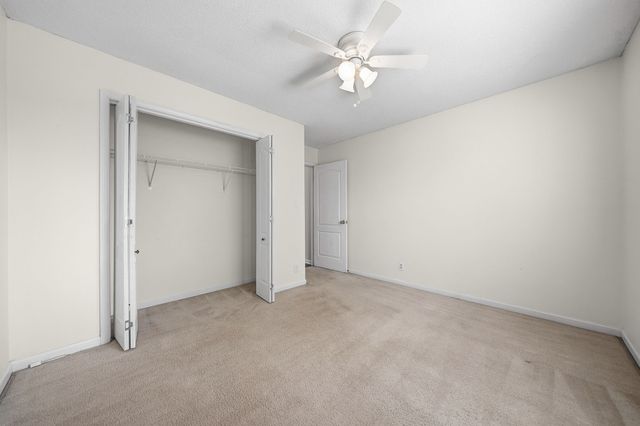 1361 Jenny Ln, Clarksville, TN 37042