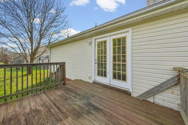 1361 Jenny Ln, Clarksville, TN 37042