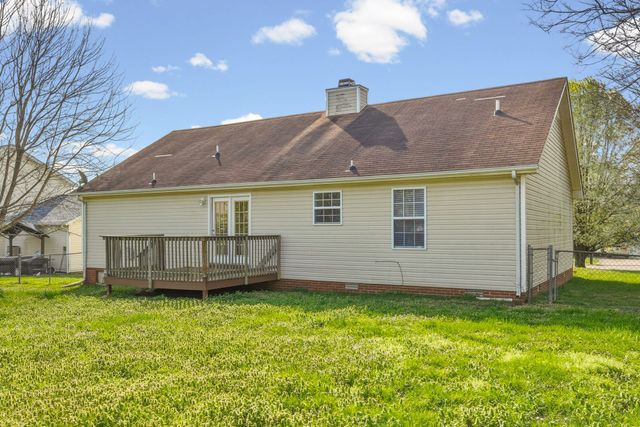 1361 Jenny Ln, Clarksville, TN 37042