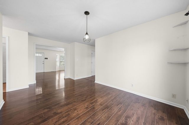 1361 Jenny Ln, Clarksville, TN 37042