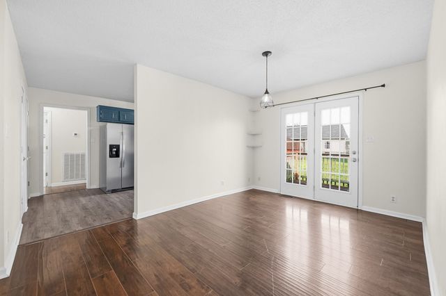 1361 Jenny Ln, Clarksville, TN 37042