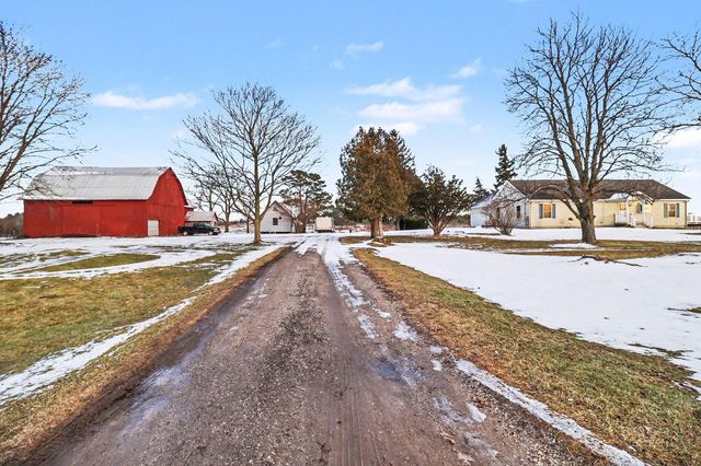 4646 N Anderson Road, Ludington, MI 49431