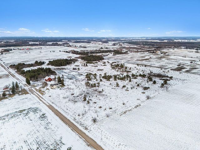 4646 N Anderson Road, Ludington, MI 49431