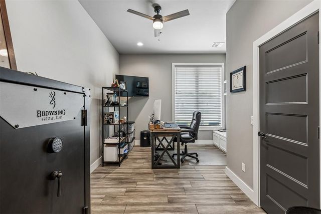 906 Drake Drive, Choctaw, OK 73020