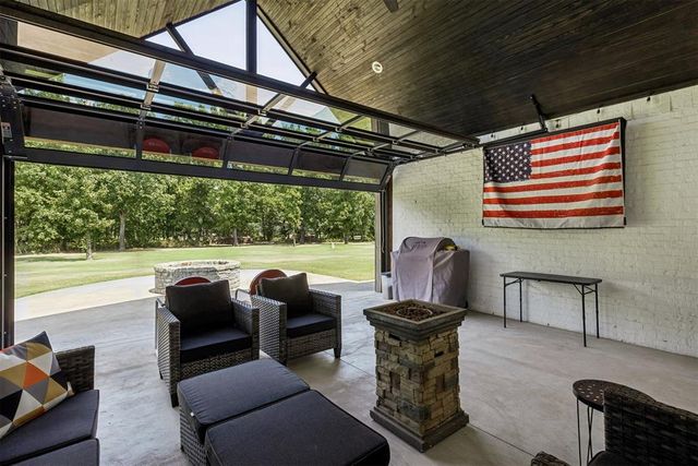 906 Drake Drive, Choctaw, OK 73020