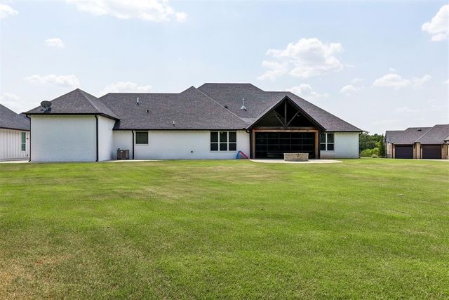 906 Drake Drive, Choctaw, OK 73020