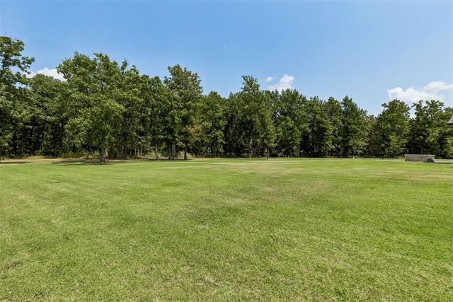 906 Drake Drive, Choctaw, OK 73020