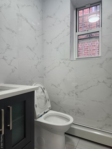 6121 159th Street, Fresh Meadows, NY 11365