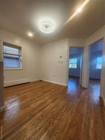 6121 159th Street, Fresh Meadows, NY 11365