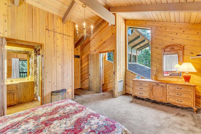 25461 Shadow Oaks Drive, Idyllwild, CA 92549