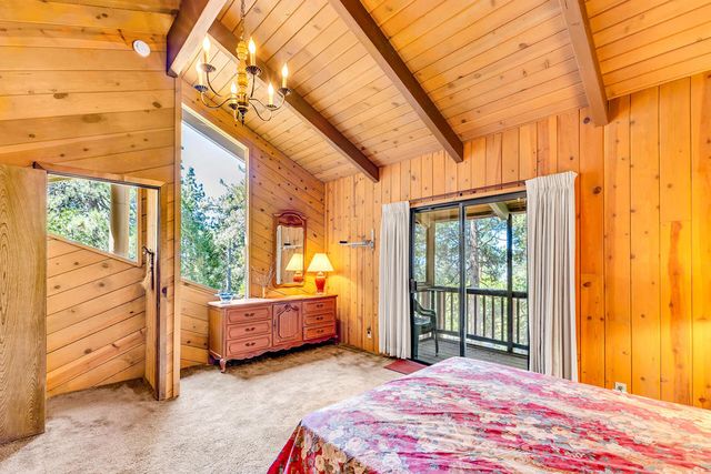 25461 Shadow Oaks Drive, Idyllwild, CA 92549