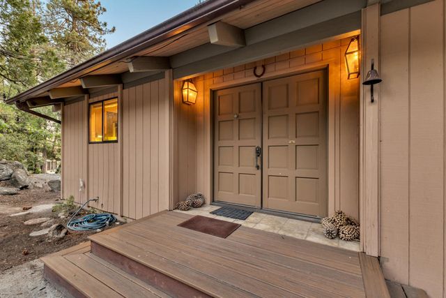 25461 Shadow Oaks Drive, Idyllwild, CA 92549