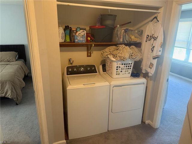 1305 Snowflake CIR, Virginia Beach, VA 23453