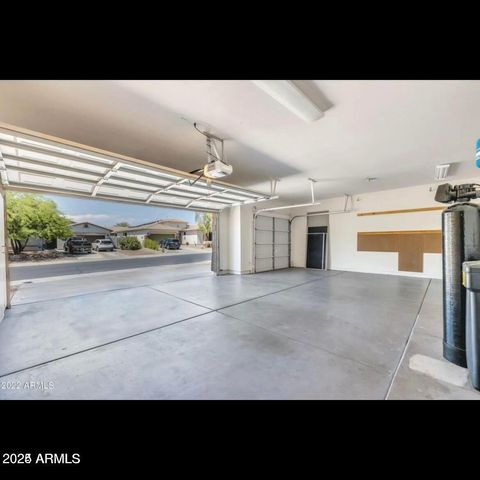 18663 W SUNRISE Drive, Goodyear, AZ 85338