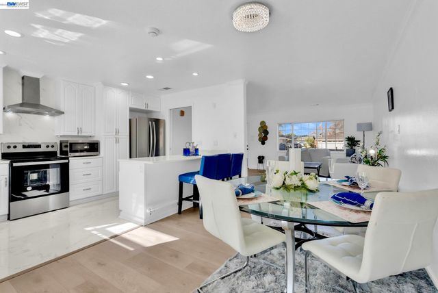 1532 Kooser Rd, San Jose, CA 95118