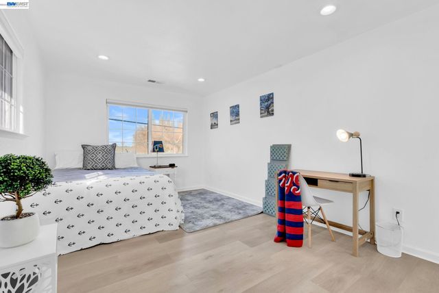 1532 Kooser Rd, San Jose, CA 95118