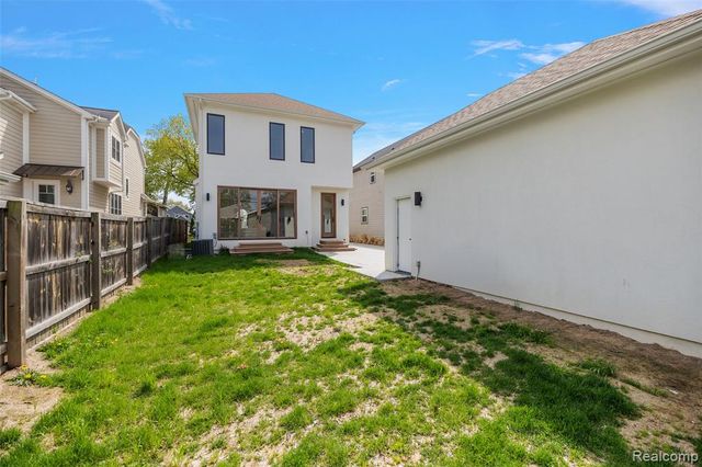 1307 Humphrey Avenue, Birmingham, MI 48009