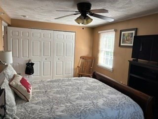 56 Townsend St A7, Abington, MA 02351