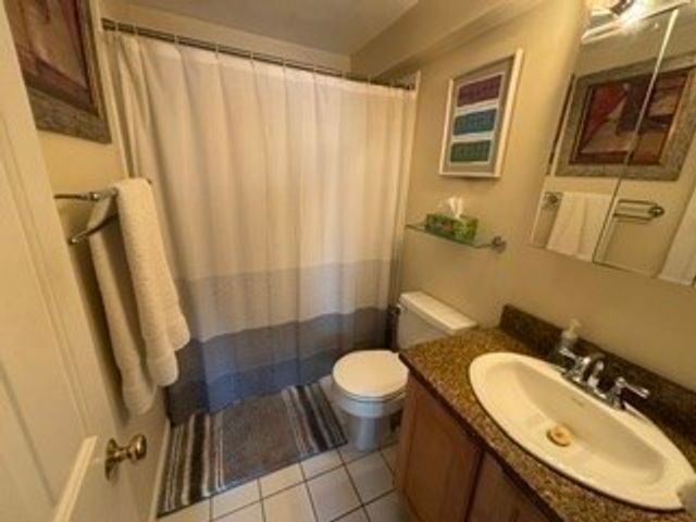 56 Townsend St A7, Abington, MA 02351