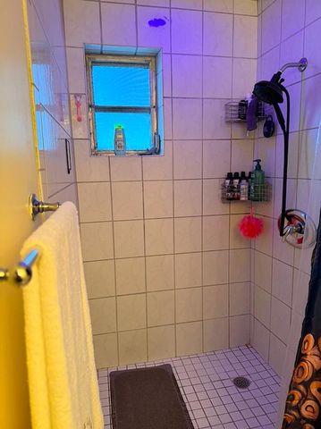 8381 NW 28th Place, Sunrise, FL 33322