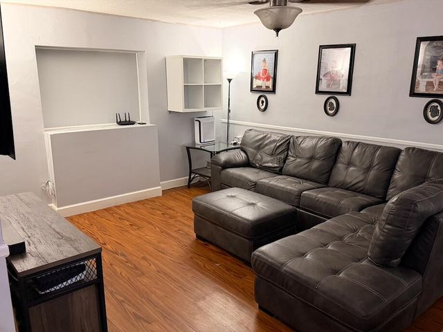 8381 NW 28th Place, Sunrise, FL 33322