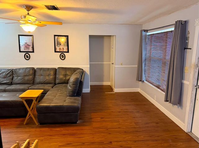 8381 NW 28th Place, Sunrise, FL 33322