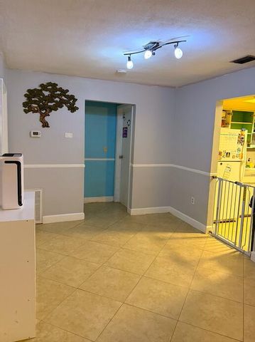 8381 NW 28th Place, Sunrise, FL 33322