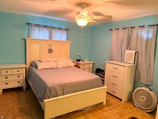 8381 NW 28th Place, Sunrise, FL 33322