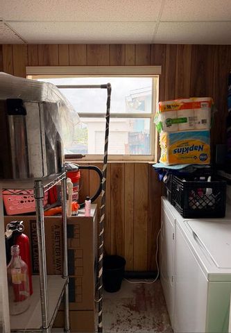 8381 NW 28th Place, Sunrise, FL 33322