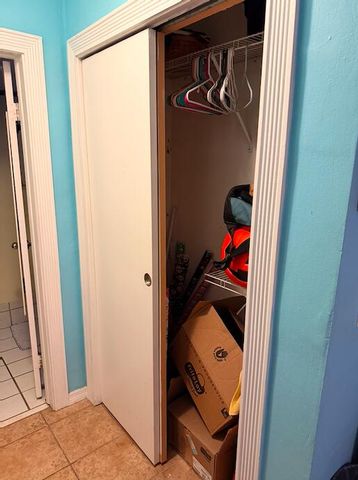 8381 NW 28th Place, Sunrise, FL 33322