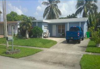 8381 NW 28th Place, Sunrise, FL 33322