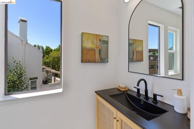 36 Mozden Ln, Pleasant Hill, CA 94523