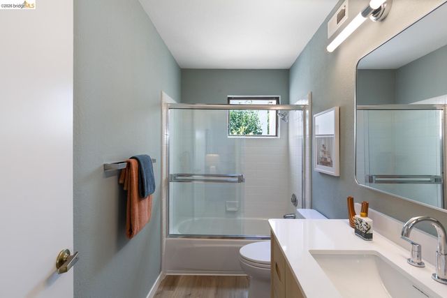 36 Mozden Ln, Pleasant Hill, CA 94523