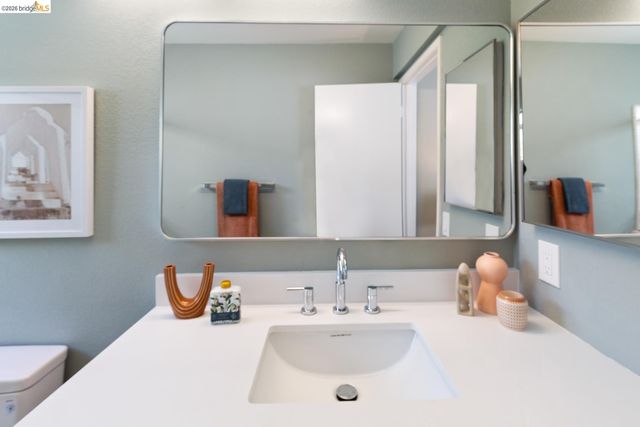 36 Mozden Ln, Pleasant Hill, CA 94523