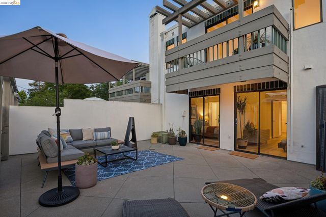 36 Mozden Ln, Pleasant Hill, CA 94523