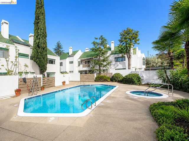 36 Mozden Ln, Pleasant Hill, CA 94523