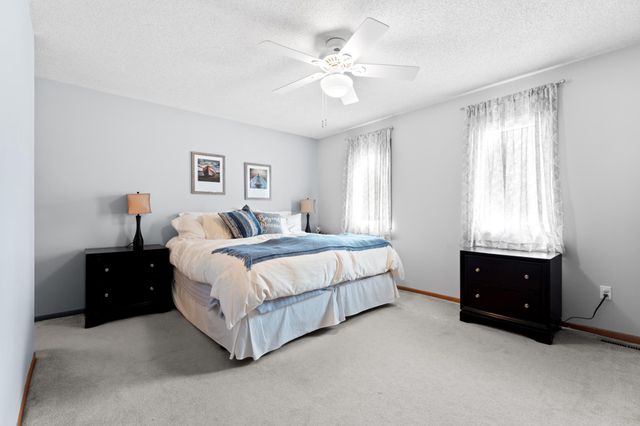 2217 Baihly Summit Drive SW, Rochester, MN 55902