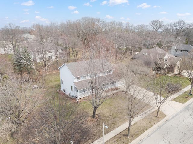 2217 Baihly Summit Drive SW, Rochester, MN 55902