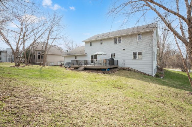 2217 Baihly Summit Drive SW, Rochester, MN 55902