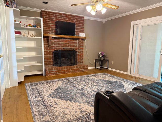 475 Kuhlman Drive, Versailles, KY 40383
