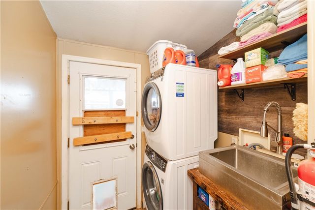 1315 S Tonto Road, Golden Valley, AZ 86413