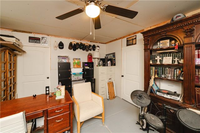 1315 S Tonto Road, Golden Valley, AZ 86413