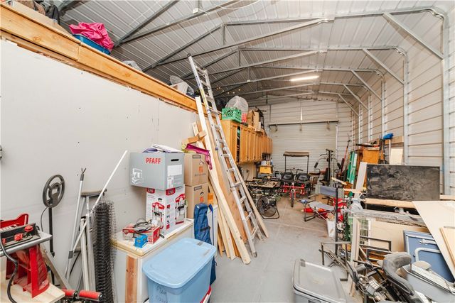 1315 S Tonto Road, Golden Valley, AZ 86413