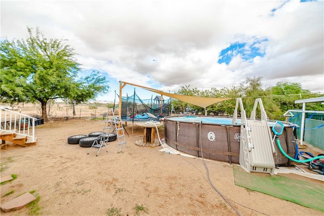 1315 S Tonto Road, Golden Valley, AZ 86413