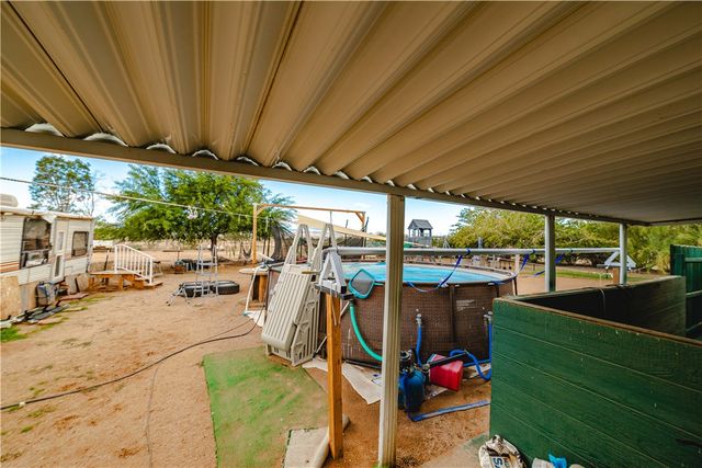 1315 S Tonto Road, Golden Valley, AZ 86413